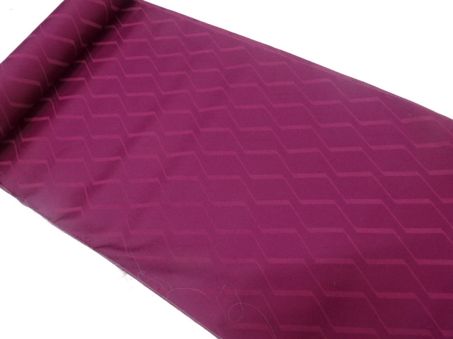 JAPANESE KIMONO / ANTIQUE BOLT FOR RAIN COAT / WOVEN GEOMETRIC